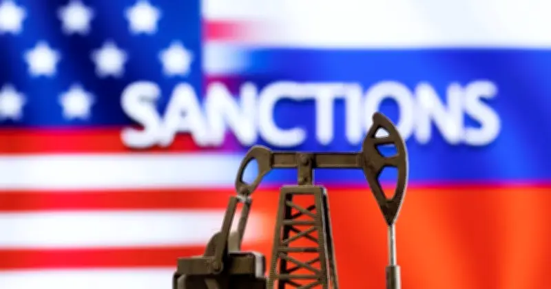 যুক্তরাষ্ট্র সাময়িকভাবে রাশিয়ার তেল নিষেধাজ্ঞা স্থগিত করেছে, জ্বালানি বাজার স্থিতিশীল রাখার লক্ষ্যে