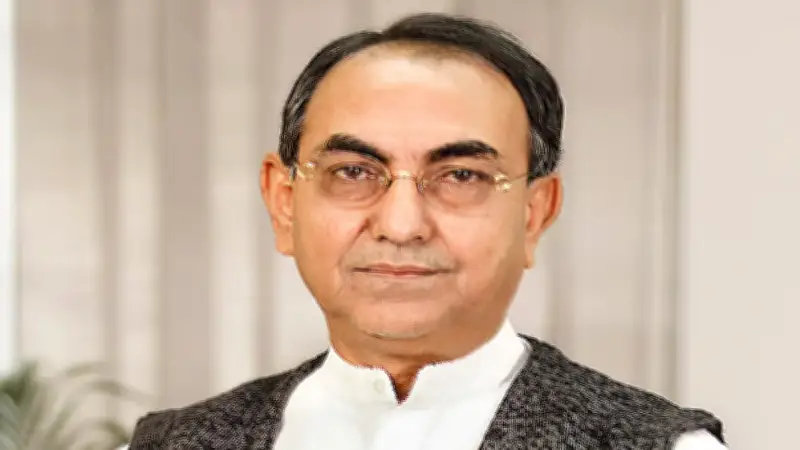 মির্জা আব্বাস অসুস্থ, সিঙ্গাপুরে চিকিৎসা; যুক্তরাষ্ট্র-রাশিয়া-ইরান উত্তেজনা