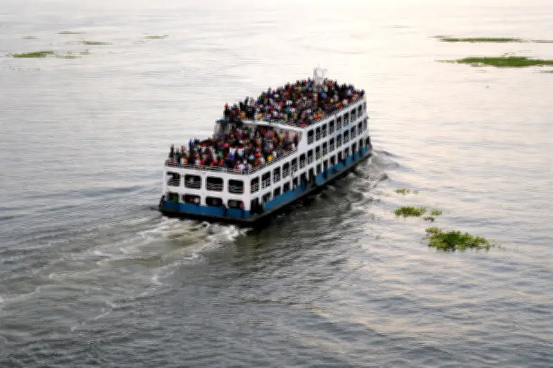 ঈদে যাত্রী সুবিধায় নতুন নৌরুটে লঞ্চ-স্টিমার সার্ভিস চালু