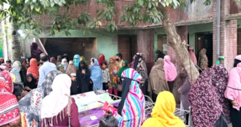 বিয়ের দিনেই সড়ক দুর্ঘটনায় নববধূসহ ১৪ জনের মৃত্যু, শোকের ছায়া