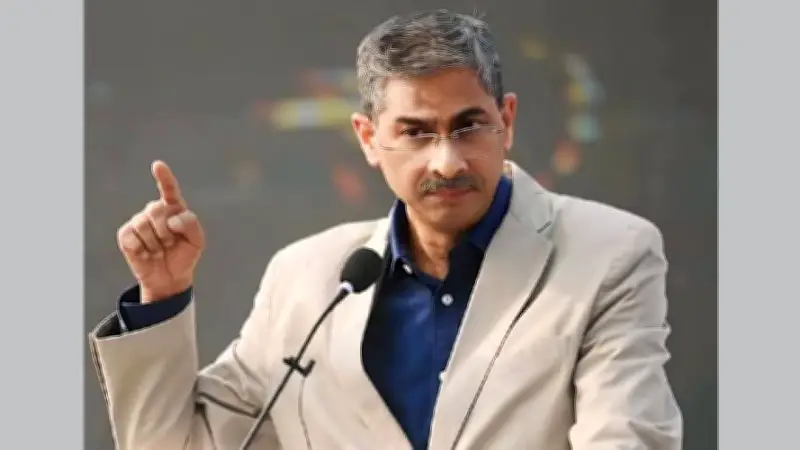 লালমনিরহাটে সাংবাদিক লাঞ্ছনা, স্বর্ণের দাম কম, মোস্তাফিজের আন্তর্জাতিক সাফল্য