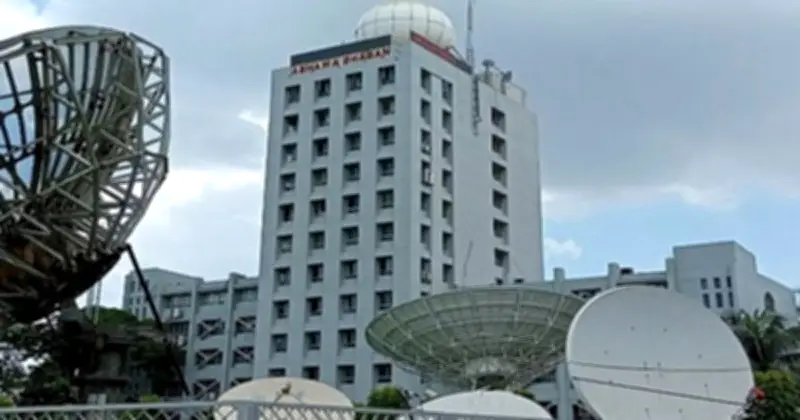 মঙ্গলবার পর্যন্ত দেশের বিভিন্ন স্থানে বিচ্ছিন্ন ঝড়বৃষ্টির আভাস