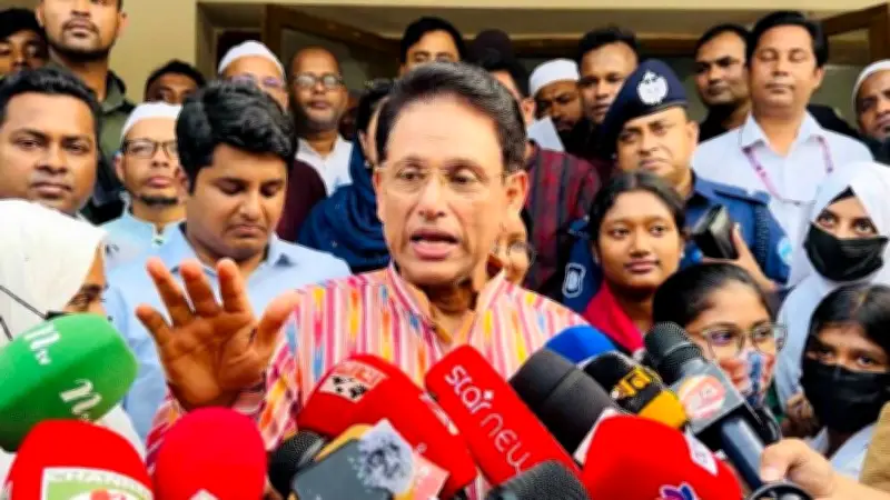 শিক্ষামন্ত্রী: তালাত ম্যানেজিং কমিটিতে অর্ধশিক্ষিত নন, ইরান-ইসরায়েল যুদ্ধে হুঁশিয়ারি