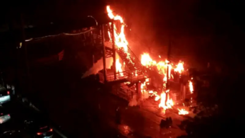 রাজধানীতে ধূলিঝড় ও শিলাবৃষ্টির পর টানা পাঁচ দিন বজ্রবৃষ্টির আভাস