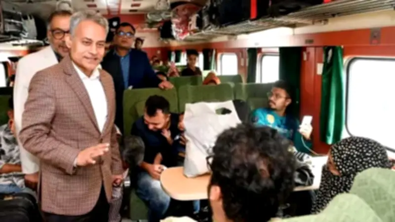 বাংলাদেশে অনলাইন শিক্ষার ভবিষ্যৎ: নতুন নীতিমালা ও চ্যালেঞ্জ