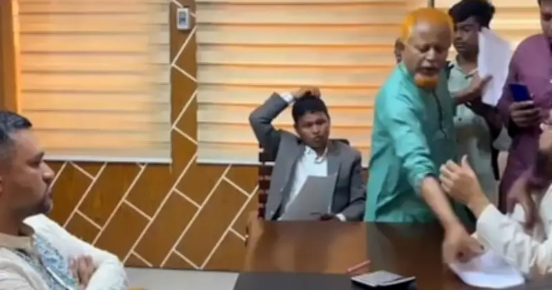 ঠাকুরগাঁওয়ে বিএনপি নেতার অভিযোগ: ইউএনও কার্যালয়ে কলেজ নিয়োগ পরীক্ষার কাগজপত্র ছিনিয়ে নেওয়া