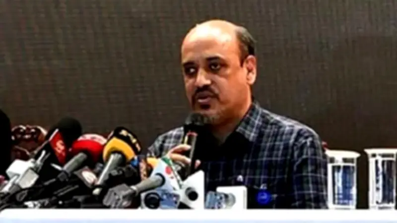 আজাদ মজুমদার: মির্জা আব্বাসের অসুস্থতা নিয়ে কুমিরের কান্না বন্ধ করুন, স্বর্ণের দাম কমলো