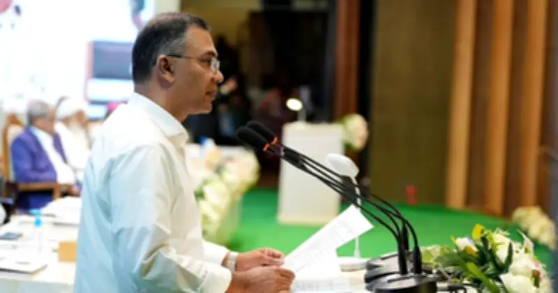 ডেঙ্গু-চিকুনগুনিয়া প্রতিরোধে প্রধানমন্ত্রীর সতর্কতা: সপ্তাহে অন্তত একবার পরিচ্ছন্নতা অভিযান