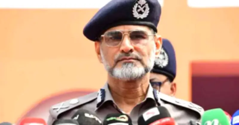 ঈদযাত্রায় ঢাকায় ট্রাক-কাভার্ডভ্যান চলাচল বন্ধ, ডিএমপি'র বিশেষ নিরাপত্তা ব্যবস্থা