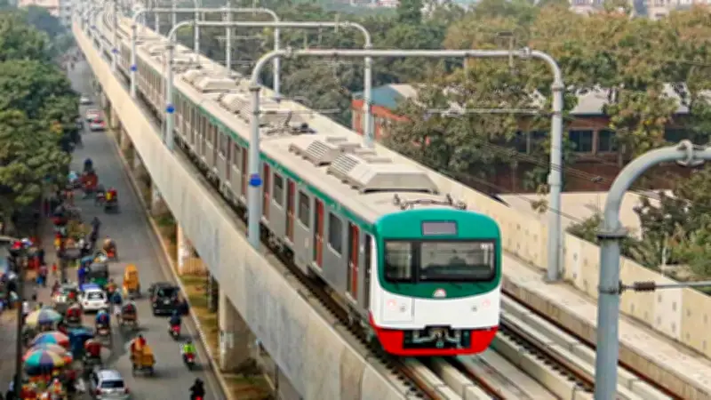 মেট্রোরেলে চাকরির সুযোগ, সংসদে বৃক্ষরোপণ, ওমরাহ পালনে মামুনুল হকসহ নানা খবর