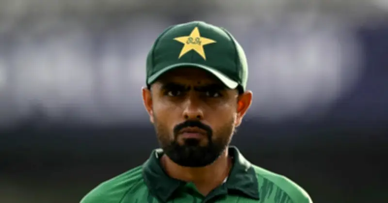 বাবর আজমের বিরুদ্ধে মামলা নথিভুক্ত করার আদেশ বাতিল করল লাহোর হাইকোর্ট