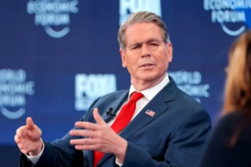 ট্রাম্পের ডাকে সাক্ষাৎকার বন্ধ, বিচলিত মার্কিন অর্থমন্ত্রী স্কট বেসেন্ট