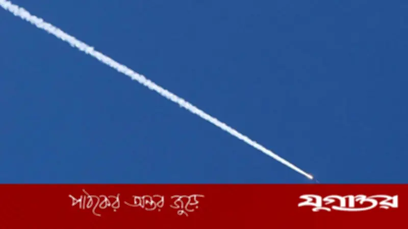 পশ্চিম জেরুজালেমের আকাশে বিস্ফোরণ: ইরানি ক্ষেপণাস্ত্র শনাক্তের পর ইসরাইলি প্রতিরক্ষা সক্রিয়