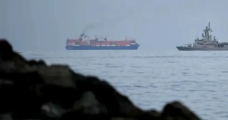 মধ্যপ্রাচ্যের উত্তেজনা সত্ত্বেও নিরাপদে হরমুজ প্রণালি পার হলো ভারতীয় এলপিজি ট্যাংকার