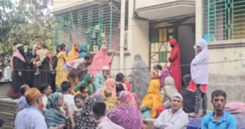 নারায়ণগঞ্জে বিদ্যুৎস্পৃষ্টে ব্যবসায়ীর মৃত্যু, ছেলে ও মিস্ত্রি গুরুতর দগ্ধ