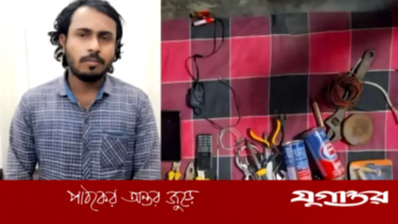 ফেনীতে জঙ্গি গ্রেফতার: বোমা তৈরির সরঞ্জামসহ নিষিদ্ধ সংগঠনের সদস্য আটক