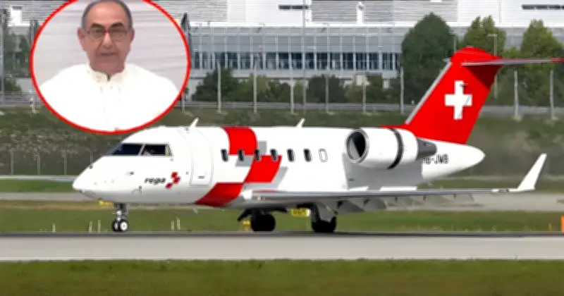 উন্নত চিকিৎসার জন্য বিএনপি নেতা মির্জা আব্বাসকে সিঙ্গাপুরে নেওয়া হচ্ছে