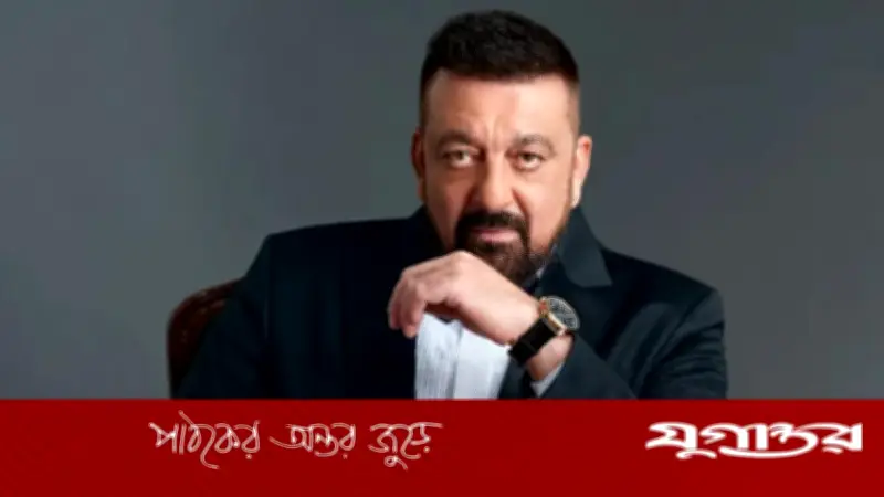 ভক্তের স্বর্ণখচিত আইফোন উপহারে আলোচনায় সঞ্জয় দত্ত, সামনে এলো অতীতের মহানুভবতার গল্প