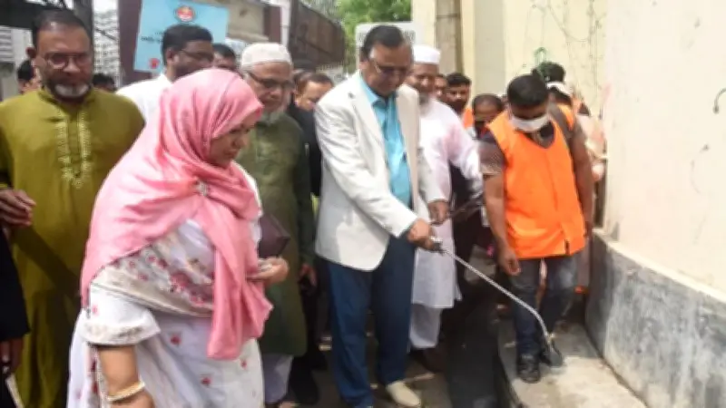 ধলপুরে বিশেষ পরিচ্ছন্নতা অভিযান, পাটকল চালু ও মির্জা আব্বাসের স্বাস্থ্য নিয়ে আলোচনা