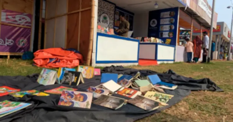 অমর একুশে বইমেলা ২০২৬: প্রকাশকদের হতাশা ও ক্ষতির মাঝে সমাপ্তির প্রস্তুতি