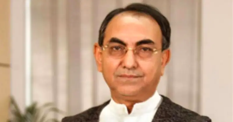 মির্জা আব্বাসের উন্নত চিকিৎসার জন্য সিঙ্গাপুরে স্থানান্তর, প্রধানমন্ত্রী তারেক রহমানের উদ্যোগ