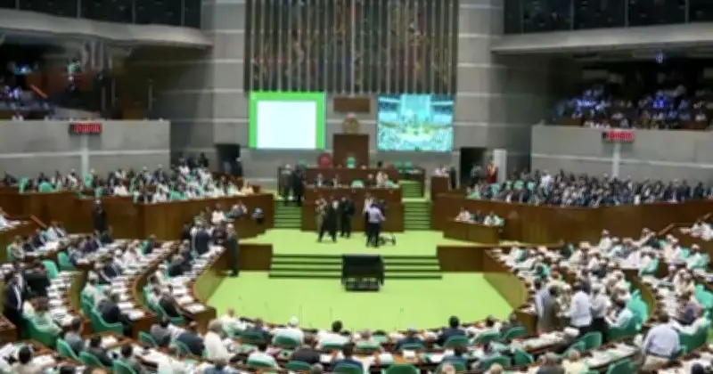 ত্রয়োদশ জাতীয় সংসদের প্রথম অধিবেশন আজ সকাল ১১টায় পুনরায় শুরু