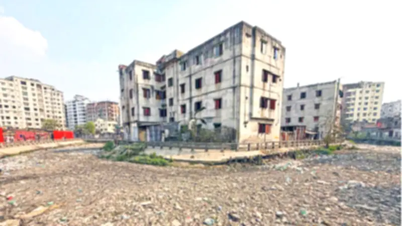 ঢাকা উত্তর সিটির খাল: প্রতিশ্রুতি বনাম বাস্তবতা, আবর্জনায় ভরাট ৭টি খাল