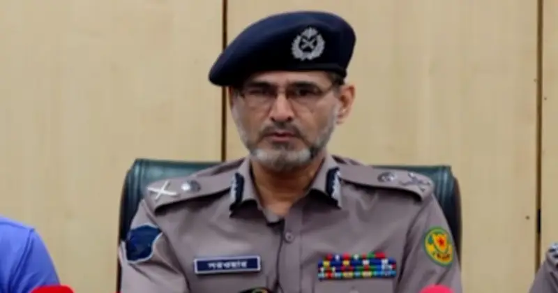 ঈদে ফাঁকা ঢাকায় অপরাধ রোধে ডিএমপির কঠোর টহল ও এসকর্ট সার্ভিস চালু