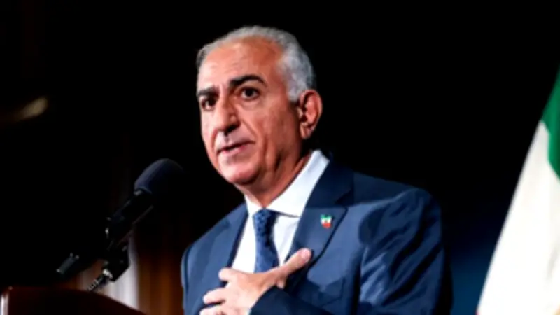 ইরানে সরকার পতন হলে নেতৃত্ব নিতে প্রস্তুত: রেজা পাহলভি বিশেষ কমিটির ঘোষণা