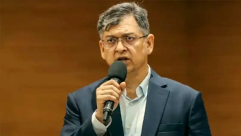 বৈশ্বিক রাজনৈতিক উত্তেজনা: ইরান, যুক্তরাষ্ট্র ও আঞ্চলিক নিরাপত্তা নিয়ে আলোচনা