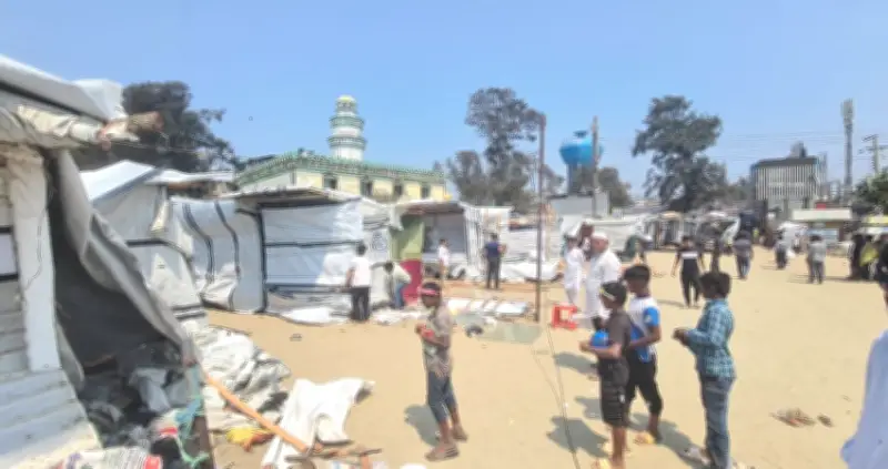 বাংলাদেশি শেফ আলী আব্বাস মুনা লাহোরে আন্তর্জাতিক রন্ধন প্রতিযোগিতার বিচারক হিসেবে দায়িত্ব পালন করছেন