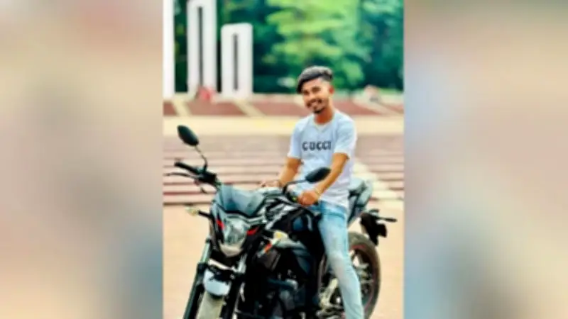 বাহরাইনে আটকে পড়া প্রবাসীদের ফেরাতে বিশেষ ফ্লাইট, প্রধানমন্ত্রীর দিনাজপুর সফর