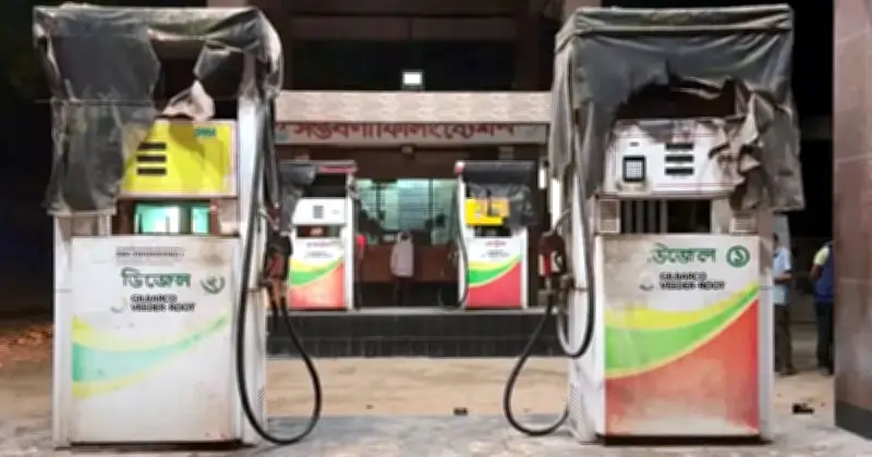 রাজবাড়ীতে ফিলিং স্টেশনে ট্রাকচাপায় দুই ব্যক্তির মর্মান্তিক মৃত্যু