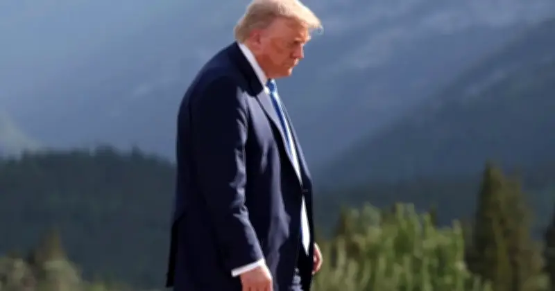 ট্রাম্পের চীন সফর আগে হরমুজ প্রণালি চালু করতে চীনের সহায়তা চান মার্কিন প্রেসিডেন্ট