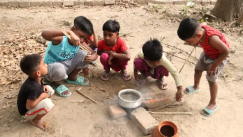 বাংলাদেশের প্রাকৃতিক সৌন্দর্য ও মানুষের জীবনযাত্রার একঝলক