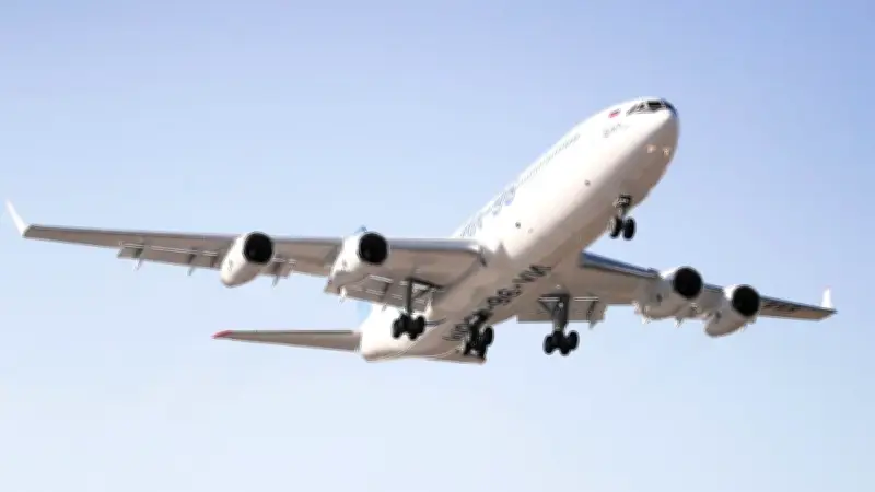 ইরানি ড্রোন হামলায় দুবাই বিমানবন্দরে নিরাপত্তা ঝুঁকি, সব ফ্লাইট স্থগিত