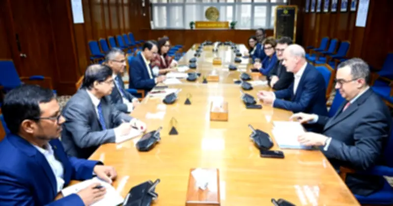 বিশ্বব্যাংকের শীর্ষ প্রতিনিধিদল বাংলাদেশ ব্যাংকের গভর্নরের সঙ্গে বৈঠকে