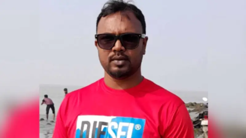 খুলনায় যুবদল নেতা নিহত, ইউজিসি চেয়ারম্যানের পদত্যাগ, দুবাই বিমানবন্দরে ড্রোন হামলা