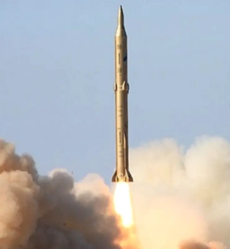 ইরানের সেজিল-২ ক্ষেপণাস্ত্রের প্রথম ব্যবহার: যুদ্ধের ১৬তম দিনে ইসরায়েল-যুক্তরাষ্ট্রের অবকাঠামো লক্ষ্য করে হামলা