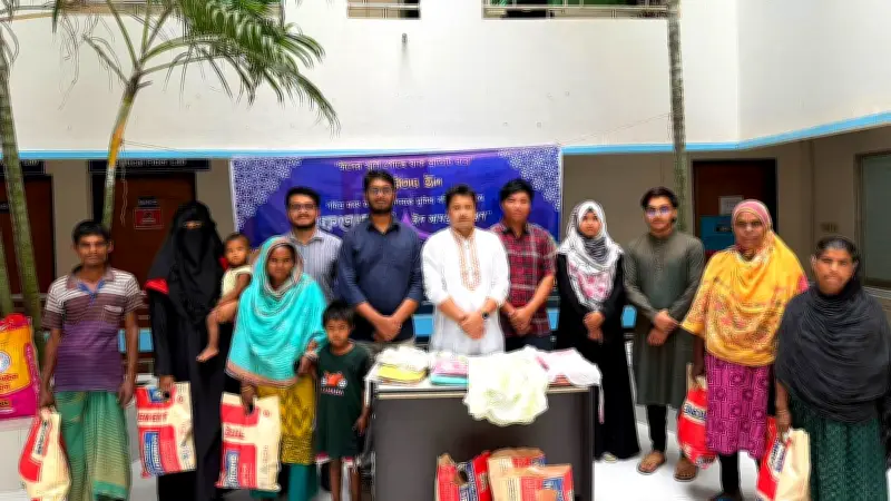 অতীশ দীপঙ্কর বিশ্ববিদ্যালয় বন্ধুসভার সহমর্মিতার ঈদ: সুবিধাবঞ্চিতদের মুখে হাসি ফোটালো