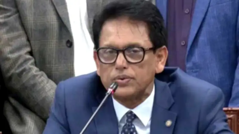 বাংলাদেশে অনলাইন শিক্ষার চ্যালেঞ্জ: ইন্টারনেট সংযোগ ও ডিজিটাল ডিভাইসের অভাব