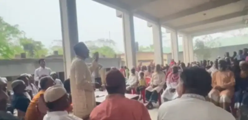 পটুয়াখালীতে বিএনপি নেতার বিতর্কিত মন্তব্য: 'বিএনপি না মানলে ফ্যামিলি কার্ড পাবে না'