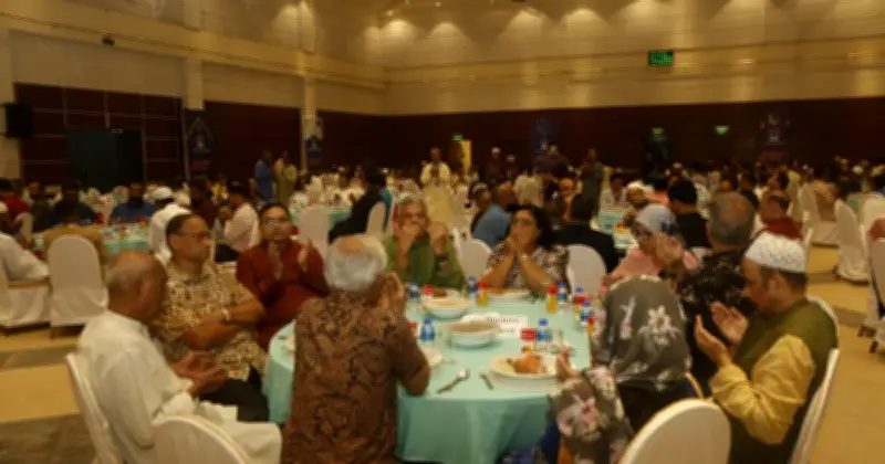 শান্ত-মারিয়াম ফাউন্ডেশনের দোয়া ও ইফতার অনুষ্ঠানে মন্ত্রী ও বিশিষ্টজনেরা উপস্থিত