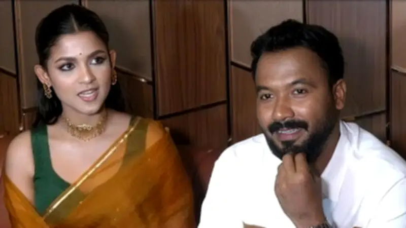 অভিনেতা পলাশের প্রশংসায় সাদিয়া আয়মান, ওয়েব ফিল্ম 'লাভ সিটার'-এ অভিনয়ে দশে দশ