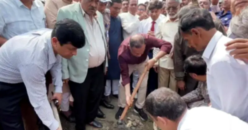 মন্ত্রী শারিফুল আলমের ঘোষণা: খাল খননে কৃষকের খরচ কমবে, এপ্রিলে আসছে কৃষক কার্ড