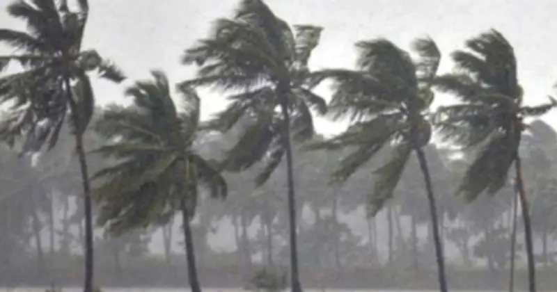 ঈদের আনন্দে ছেদ, ৬ জেলায় ঝড়ের পূর্বাভাস, বজ্রসহ বৃষ্টির সম্ভাবনা