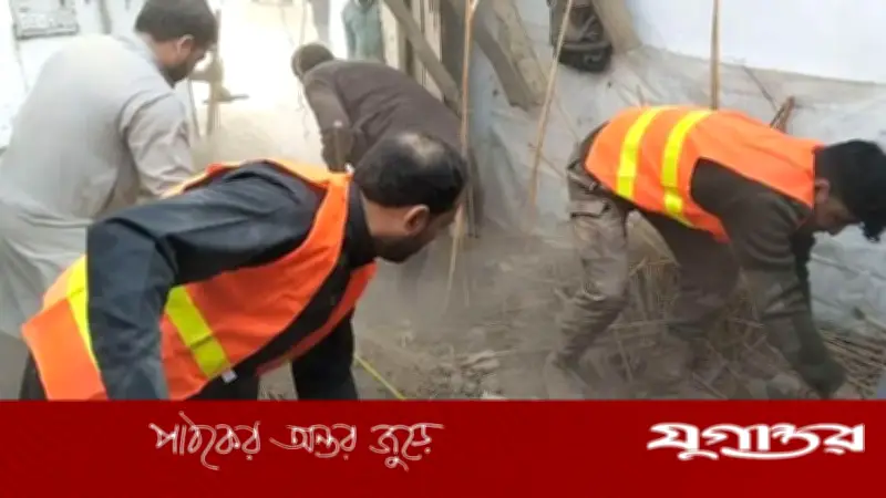 পাকিস্তানে দোকানের ছাদ ধসে ৮ নারী নিহত, আহত ২০ জনের বেশি