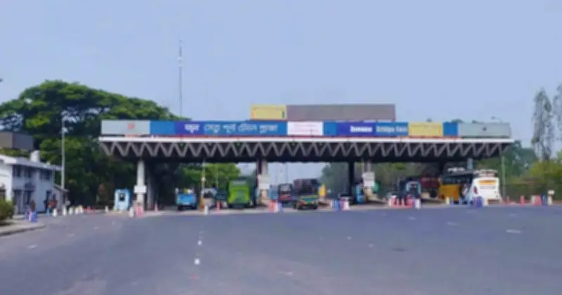 ঈদে ঘরমুখো মানুষের চাপে যমুনা সেতুতে যানবাহন পারাপার বেড়েছে ১০ হাজার ২১৮টি