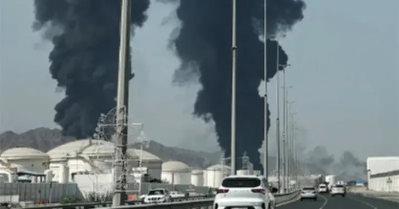 ইরানের হামলায় সংযুক্ত আরব আমিরাতে নিহত ১, বিমানবন্দর ও তেল টার্মিনালে অগ্নিকাণ্ড