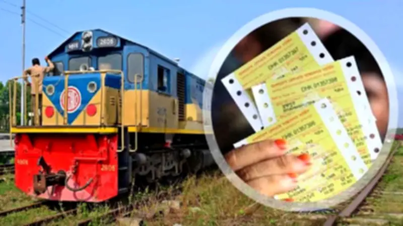 ঈদে ফিরতি ট্রেনযাত্রা: আজ বিক্রি শুরু ২৭ মার্চের টিকিট, পুলিশের ৩৩০ কর্মকর্তা ফিরছেন চাকরিতে